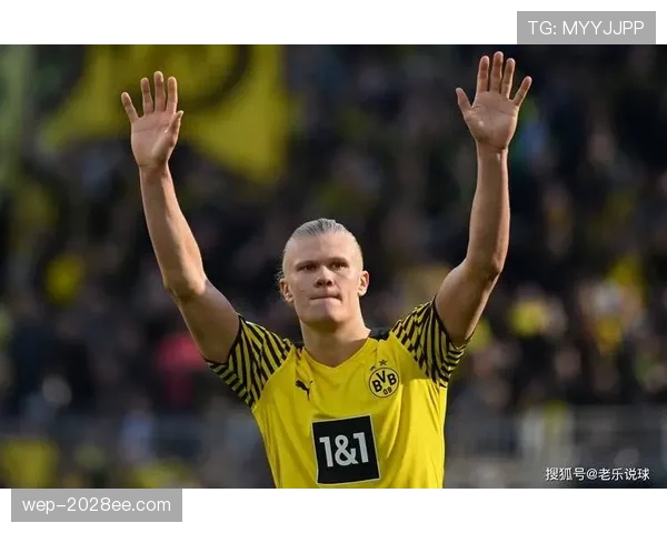 哈兰德缺乏顶级前腰的策应与组织能力：支点作用背后的进攻局限