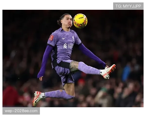 内维斯如何破解利物浦高压逼抢：出球能力与应对策略解析