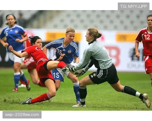 守门员保护规则：什么情况下冲撞门将会被判犯规？